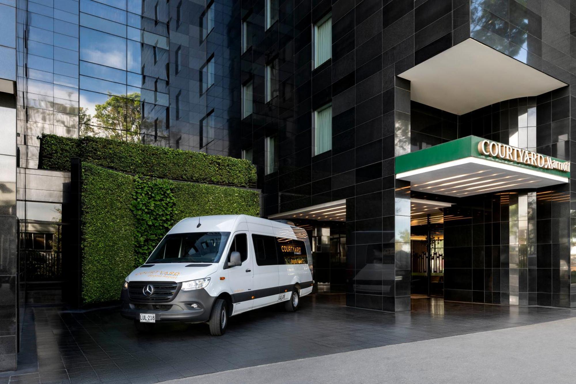 Courtyard By Marriott Bogota Airport, Bogota